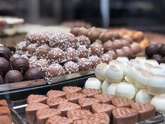 -Laderach 莱德拉(上海环贸iapm店)