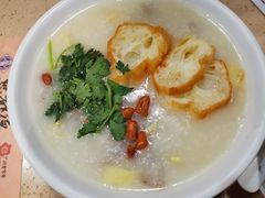 荔湾艇仔粥-点都德(汇盈广场店)