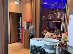 -老板恋上鱼(恒隆广场店)