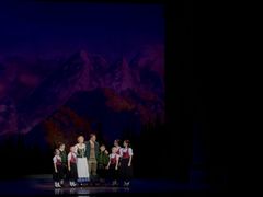 -交通银行前滩31演艺中心