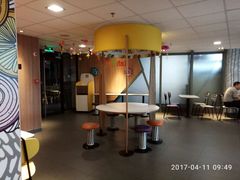 -麦当劳(中山大道中店)