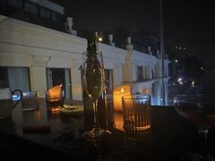 -Tipsy Bar•屋顶露台酒吧&水烟吧