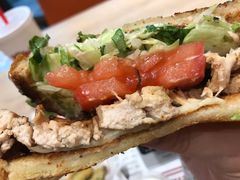 -The Habit Burger Grill 哈比特汉堡(爱琴海店)