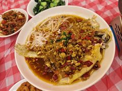 -堂瓦里·33年传统赣菜(第一街区店)