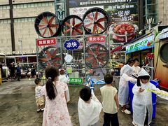 -观音桥步行街
