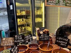 -云阿蛮云南生烫牛肉米线(奉贤路店)