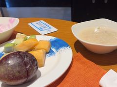 -亚龙湾希尔顿自助餐厅·海鲜·烧烤·沙滩BBQ·现场乐队