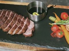 -城墙外BAR
