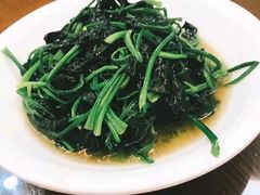 蒜蓉菠菜-庆余楼·用心与食材·特色菜&灶头面(仙蠡墩店)