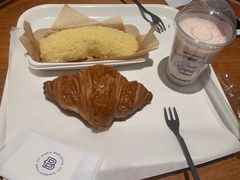 香蕉味奶油面包-巴黎贝甜(凯德MALL望京店)