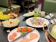 -得意咚瓜·顺德鱼生·冬瓜火锅(深圳首店)