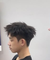 -首脑美发沙龙