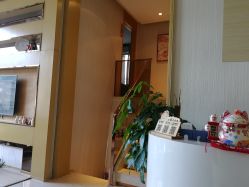 -JNK皮肤管理中心