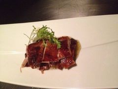 -穹六人间 people 6(岳阳路店)