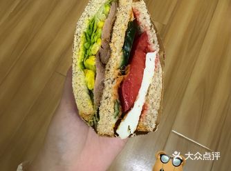 #城市向导官#今天外卖吃点啥三明治是午后的微型艺术展