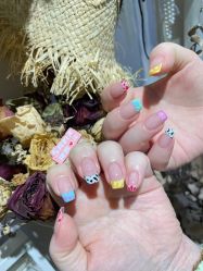 -NEW LOOK-绿麓 · 美甲美睫脱毛工作室