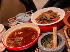 -有红鸡毛店·川菜(建设路店)