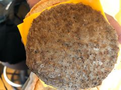 双层吉士汉堡-麦当劳(华融店)