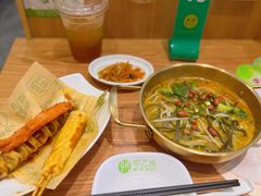 -甲乙饼·北京手工肉饼(西直门凯德茂店)