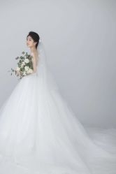 -挪娅婚纱摄影皇家会所