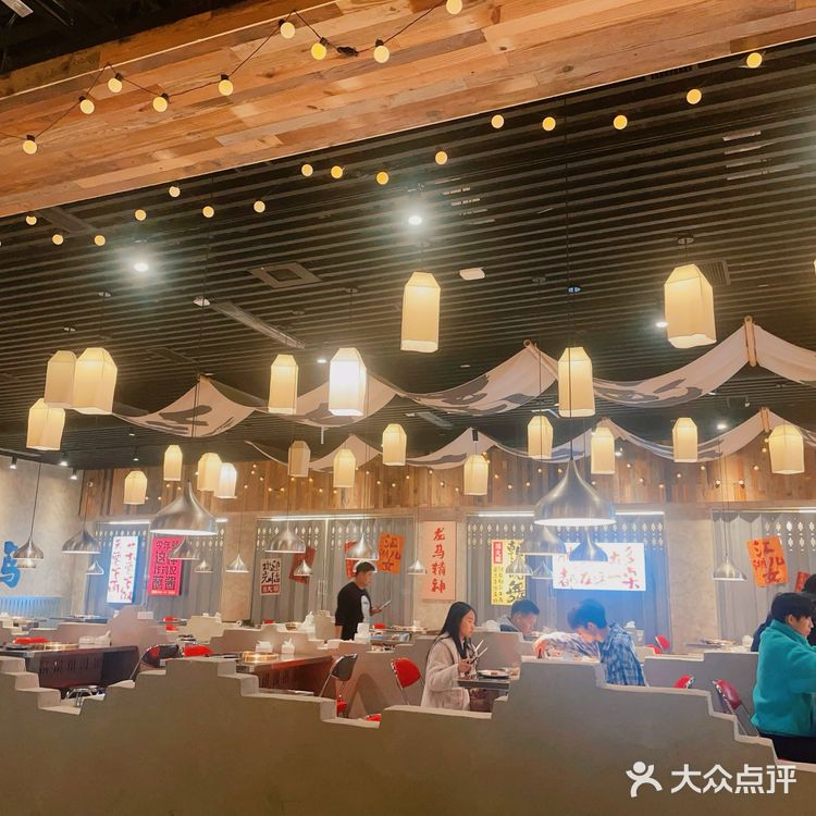 烤肉自助宝藏店！来三次才吃到！还有无限炸鸡