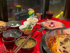 -谭鸭血老火锅(漳州路店)