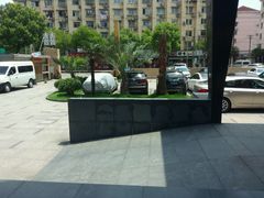 -上海虹梅嘉廷酒店