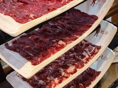 -左庭右院鲜牛肉火锅(金山万达店)
