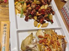 -隔壁老王·家常云南菜(花巷店)