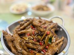 -江城燕子大排档(江汉路步行街店)