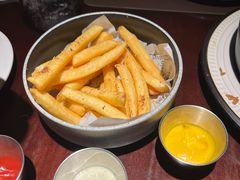 黑松露薯条-22ºN BISTRO西餐&酒馆