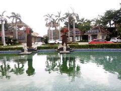 -亚龙湾亚泰商业街