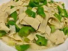 -嘎吧锅私家菜馆(新村十区店)