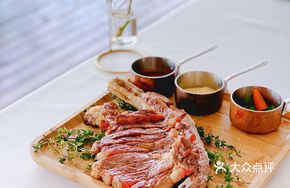 Prime Grain-Fed Tomahawk Steak