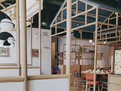 -渝信川菜 · 川味家常菜(财富购物中心店)