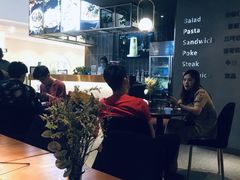 -POKEE VIA&Brunch·维娅(重庆来福士店)