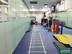 -开阳里游泳健身