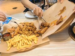 -必胜客(绿地新都会店)