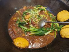 -雪乡人家东北菜·铁锅炖一切(高斯路店)
