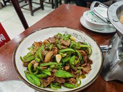 -湖南人家湘菜馆(镇江路店)