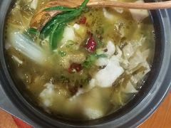 -周鱼小馆石锅酸菜鱼(活力汇店)