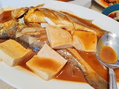 -小船渔村•大连菜•大连焖鱼(黄河路店)