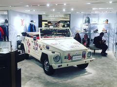 -文艺复兴百货(米兰大教堂广场店)