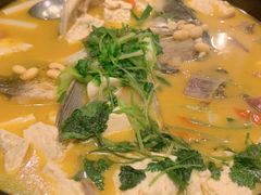 -河畔春天时尚餐厅