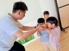-猴有戏教育戏剧·音乐剧·主持口才·演讲朗诵辩论(环球港华师大校区)