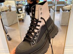 -Alexander McQueen(远洋太古里店)