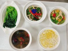 -优护佳医护级月嫂(和睦家浦西店)