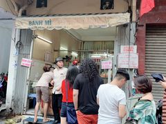 -Bánh Mì Huynh Hoa
