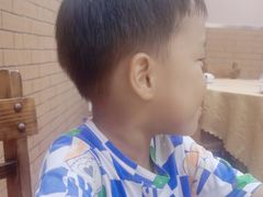 -濠轩阁特色生蚝火锅(水湾路店)