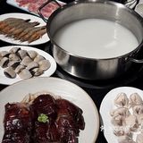 上海新开的！！！jujuju好吃的粥底火锅[调皮][调皮][调皮]